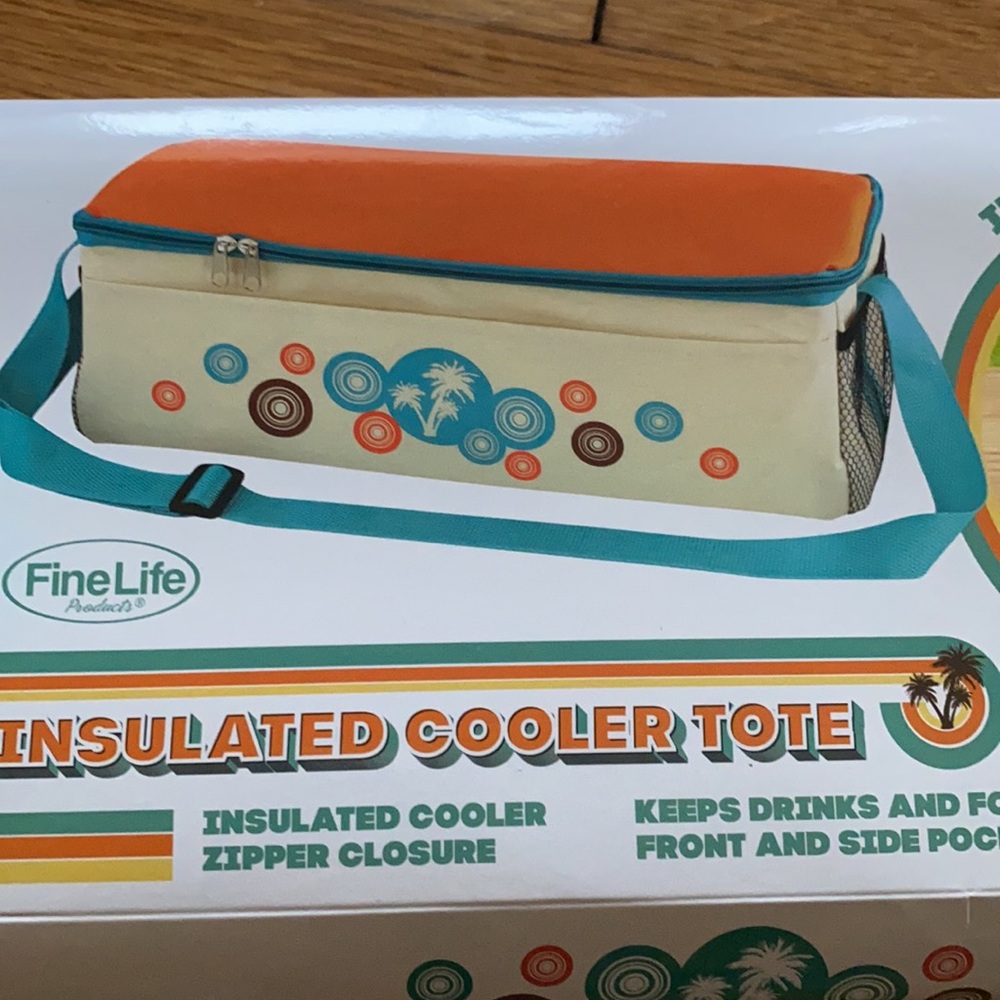 Insulated cooler tote